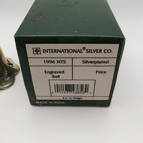 Vintage 1996 Silverplated Engraved Bell "Christmas 1996" International Silver Co - Picture 5 of 8